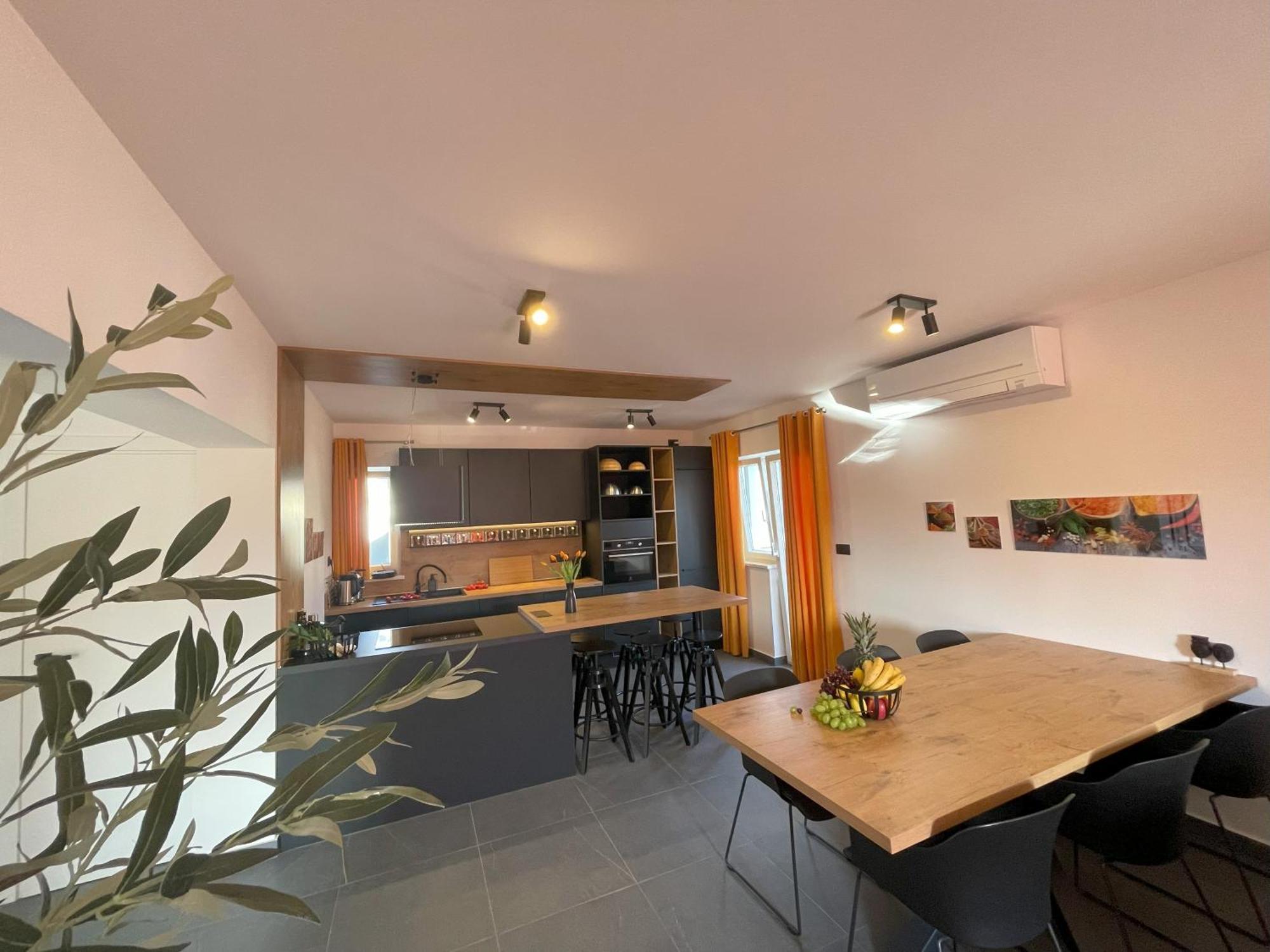 Valkane Beach Apartments Pula Exterior photo