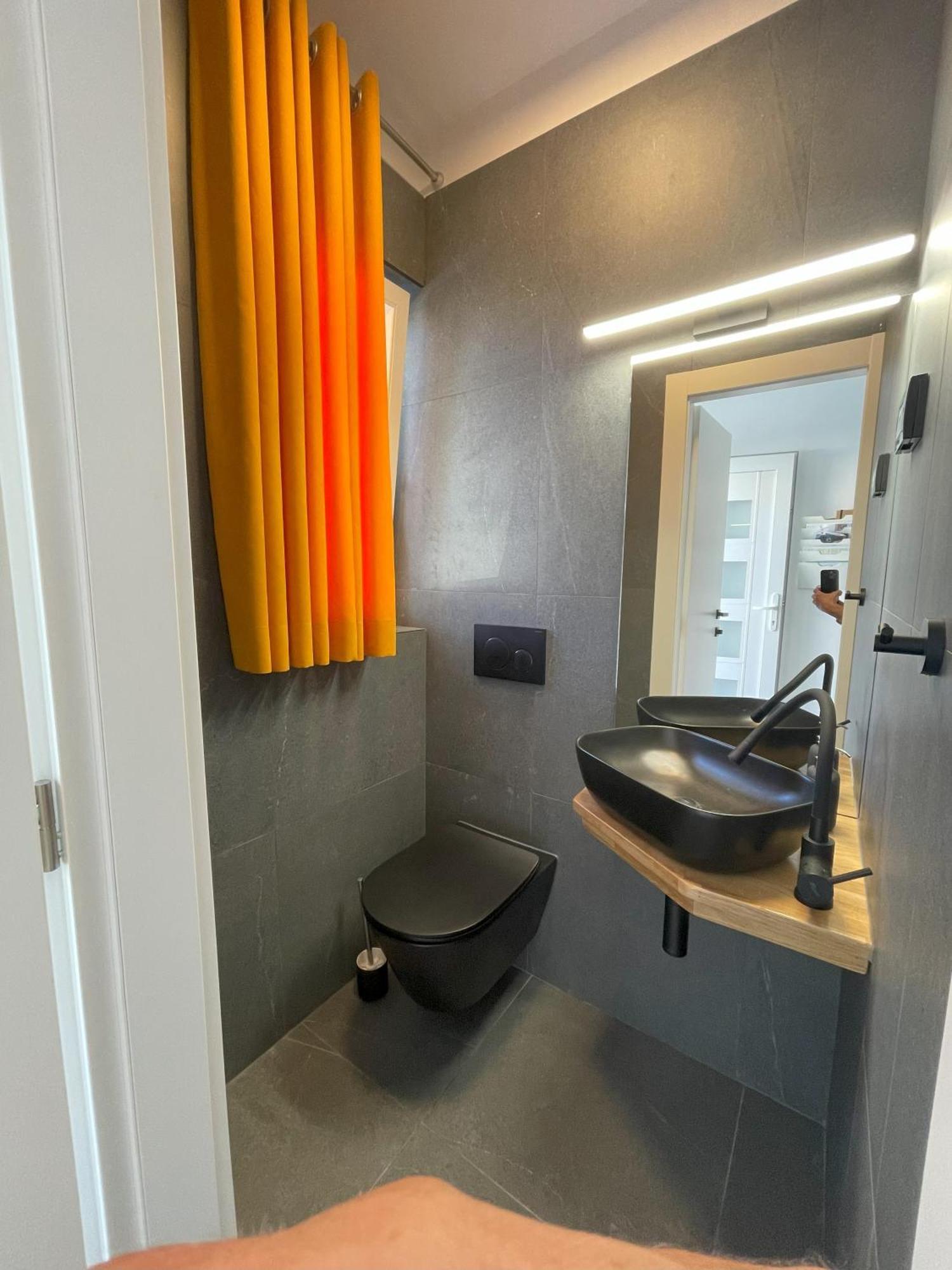 Valkane Beach Apartments Pula Exterior photo